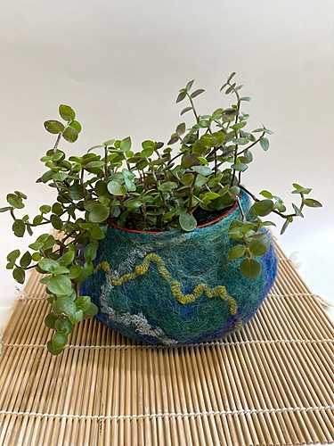 One Night One Craft: Wet-Felting Sculpture poster